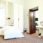 بيت للعطل Estate4home - Henry House