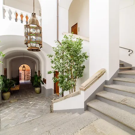 Casa vacanze Estate4home - Henry House *