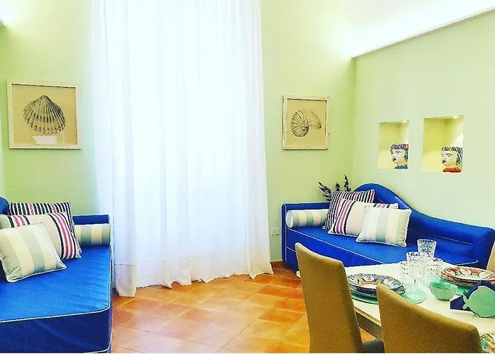 Estate4home - Henry House *