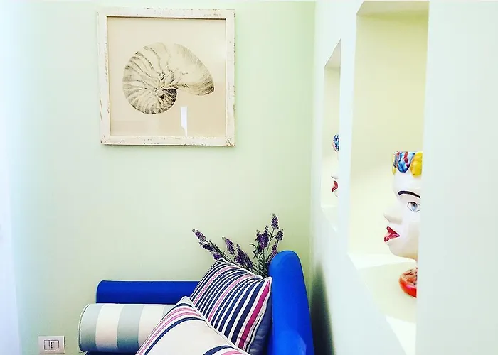 Estate4home - Henry House