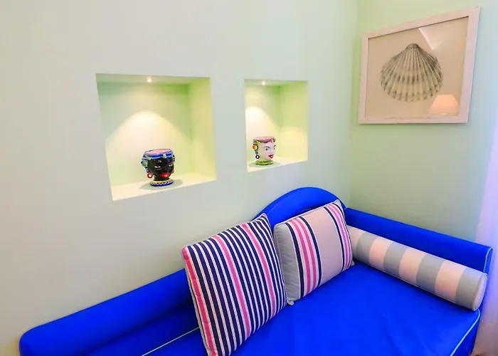 Estate4home - Henry House