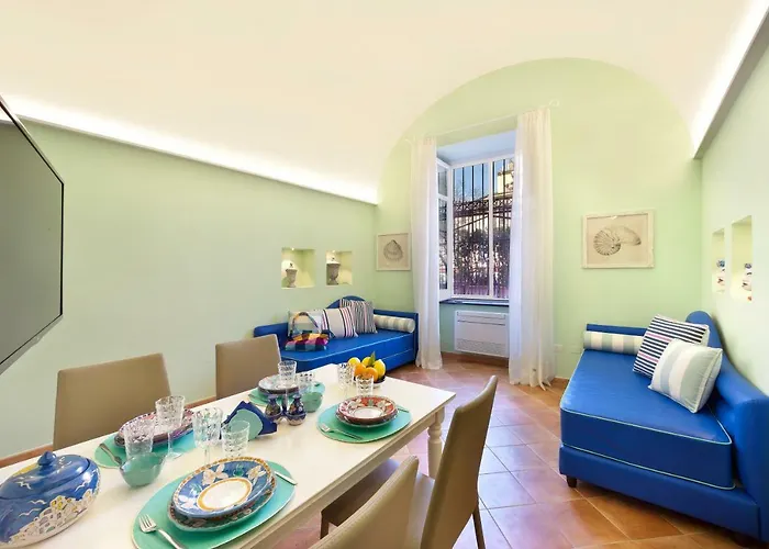 Estate4home - Henry House