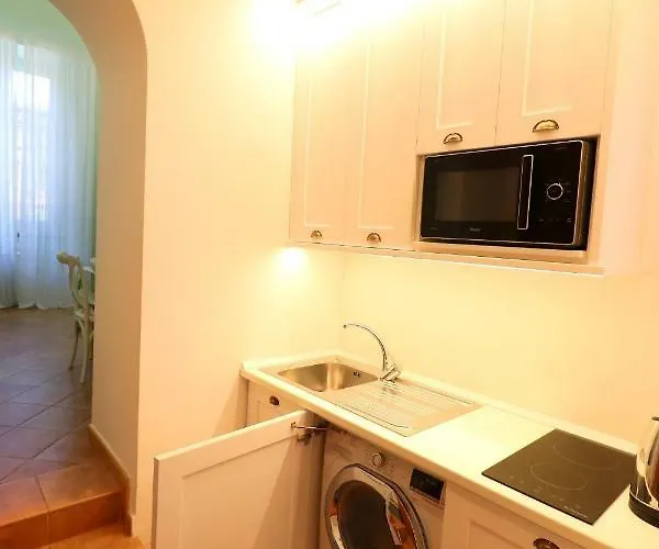 Estate4home - Henry House